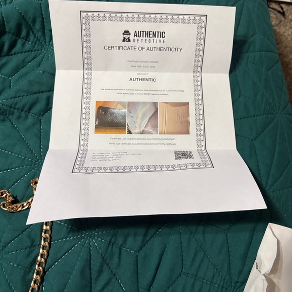 Louis Vuitton Black Embossed Clutch with Chain - Picture 7 of 7